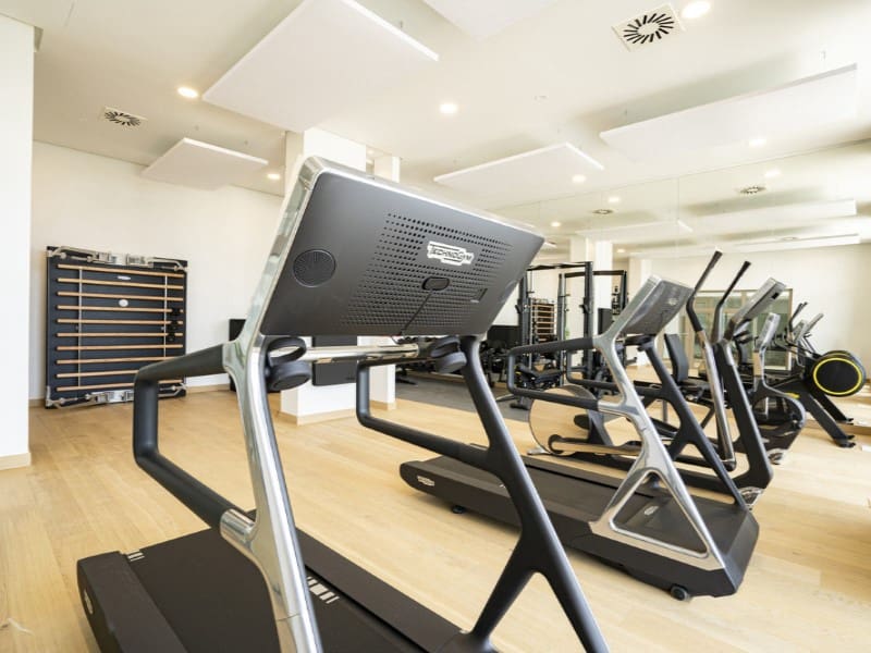 3 sypialnia Apartament na sprzedaż w La Quinta z basenem garażem - 1 199 000 € (Ref: 9568559)