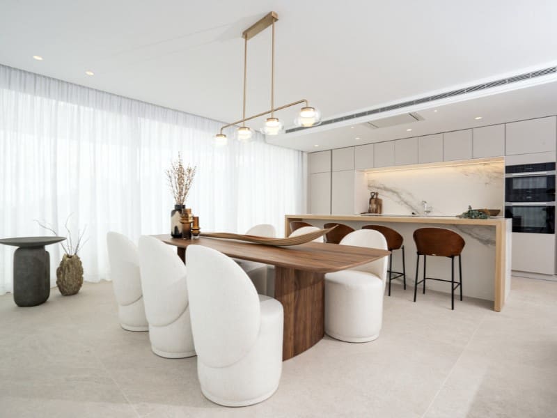 3 sypialnia Apartament na sprzedaż w La Quinta z basenem garażem - 1 199 000 € (Ref: 9568559)