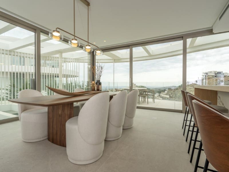 3 sypialnia Apartament na sprzedaż w La Quinta z basenem garażem - 1 199 000 € (Ref: 9568559)