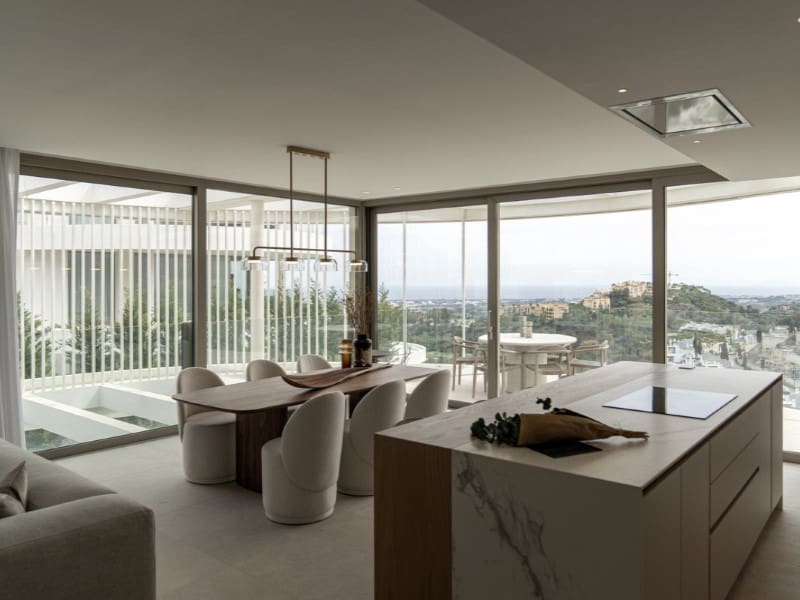 3 sypialnia Apartament na sprzedaż w La Quinta z basenem garażem - 1 199 000 € (Ref: 9568559)