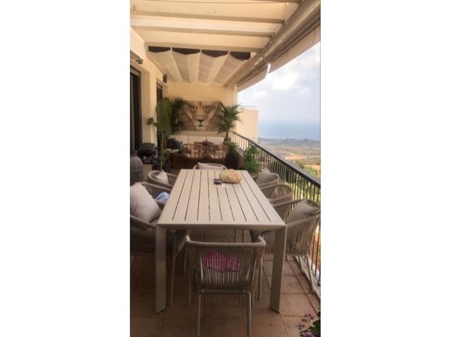 Appartement de 3 chambres à louer à Los Monteros, Marbella avec piscine garage - 2 800 € (Ref: 9571437)