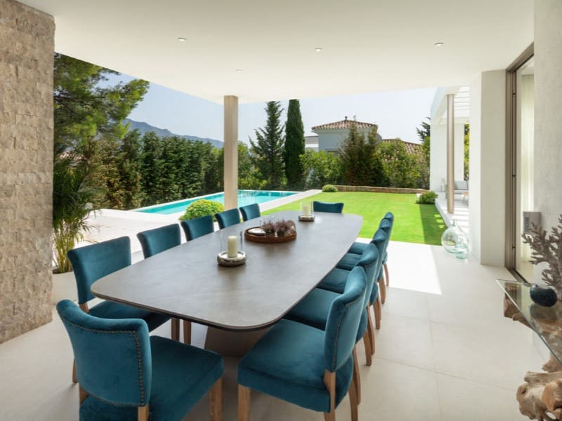 Chalet de 5 habitaciones en Aloha Golf en alquiler con piscina garaje - 16.500 € (Ref: 9571442)