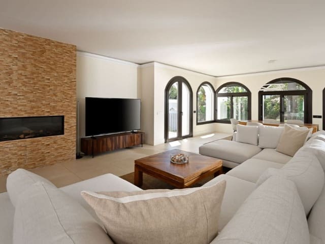 7 soverom Villa til leie i Marbesa, Marbella med svømmebasseng garasje - € 10 000 (Ref: 9571446)