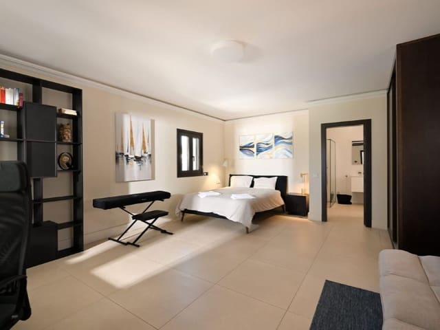 7 soverom Villa til leie i Marbesa, Marbella med svømmebasseng garasje - € 10 000 (Ref: 9571446)