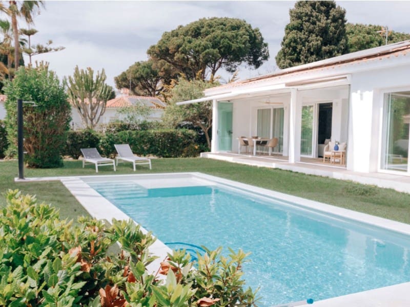 3 soverom Villa til leie i Marbesa med svømmebasseng garasje - € 10 000 (Ref: 9571447)