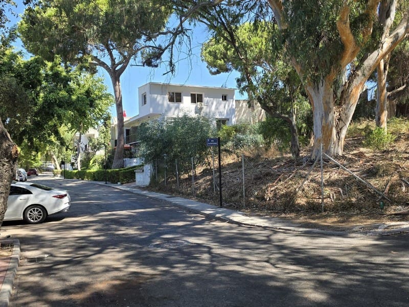 3 sovrum Semi-fristående Villa att hyra i Elviria - 2 000 € (Ref: 9571448)