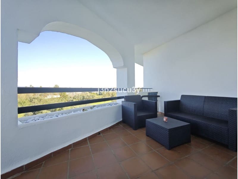 3 sovrum Lägenhet att hyra i San Pedro de Alcantara med pool garage - 2 200 € (Ref: 9571452)