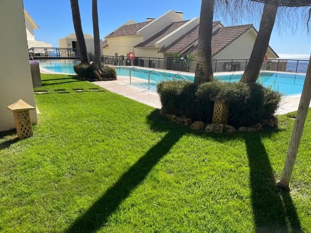 2 bedroom Apartment for rent in Alto de los Monteros, Marbella with pool garage - € 2,800 (Ref: 9571454)