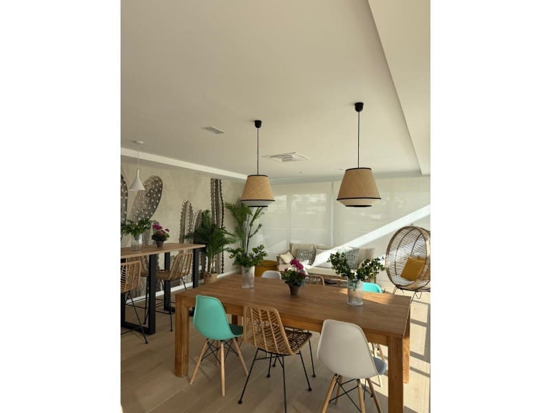 2 slaapkamer Appartement te huur in New Golden Mile met zwembad garage - € 2.500 (Ref: 9571455)