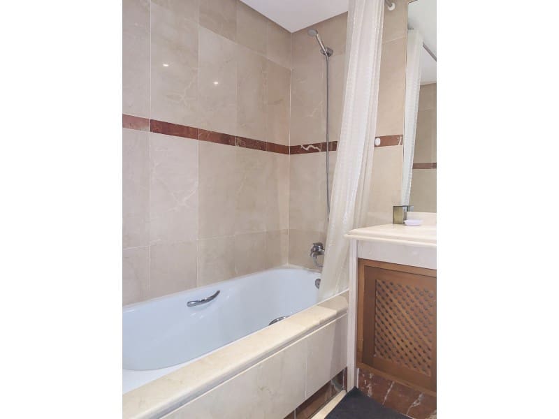 2 sypialnia Apartament do wynajęcia w Costalita z basenem garażem - 2 000 € (Ref: 9571457)