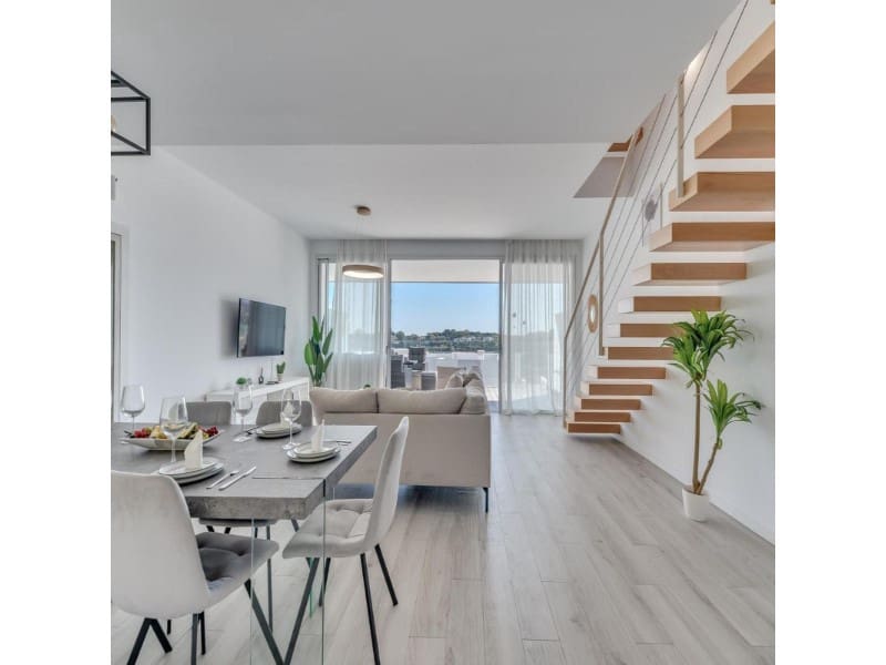 3 sovrum Semi-fristående Villa att hyra i New Golden Mile med pool garage - 3 200 € (Ref: 9571459)