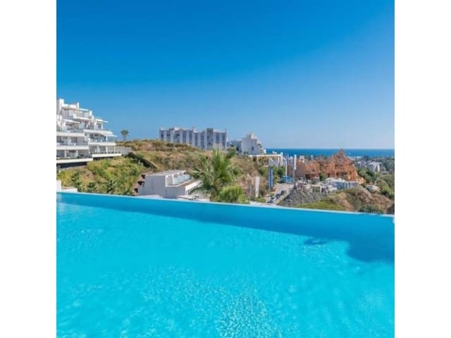 3 sovrum Semi-fristående Villa att hyra i Benamara - Atalaya, Estepona med pool garage - 3 200 € (Ref: 9571459)