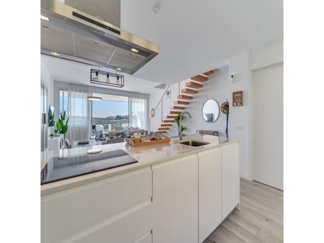 3 sovrum Semi-fristående Villa att hyra i Benamara - Atalaya, Estepona med pool garage - 3 200 € (Ref: 9571459)