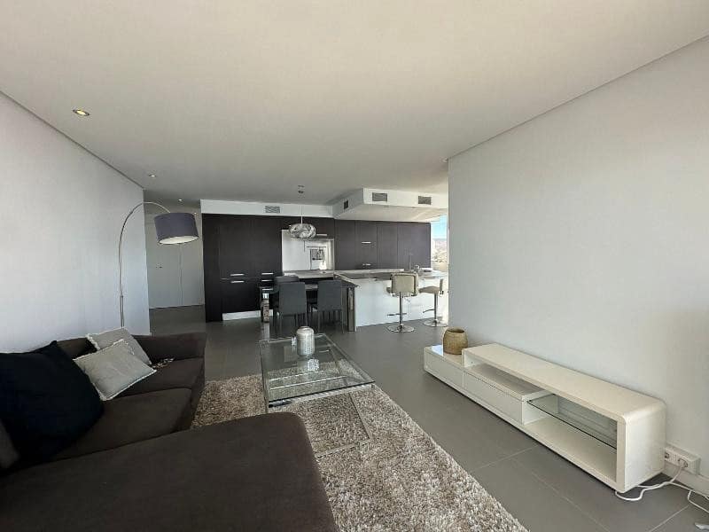 1 quarto Apartamento para arrendar em Rio Real com piscina garagem - 3 000 € (Ref: 9571463)