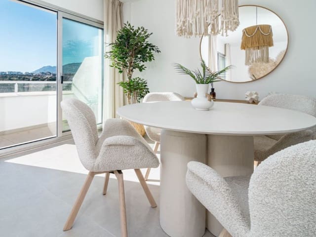 2 sovrum Semi-fristående Villa att hyra i Cancelada, Estepona med pool garage - 2 600 € (Ref: 9571465)