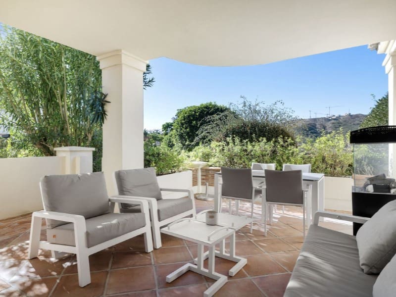 2 quarto Apartamento para venda em Benahavis com piscina - 549 500 € (Ref: 9574898)