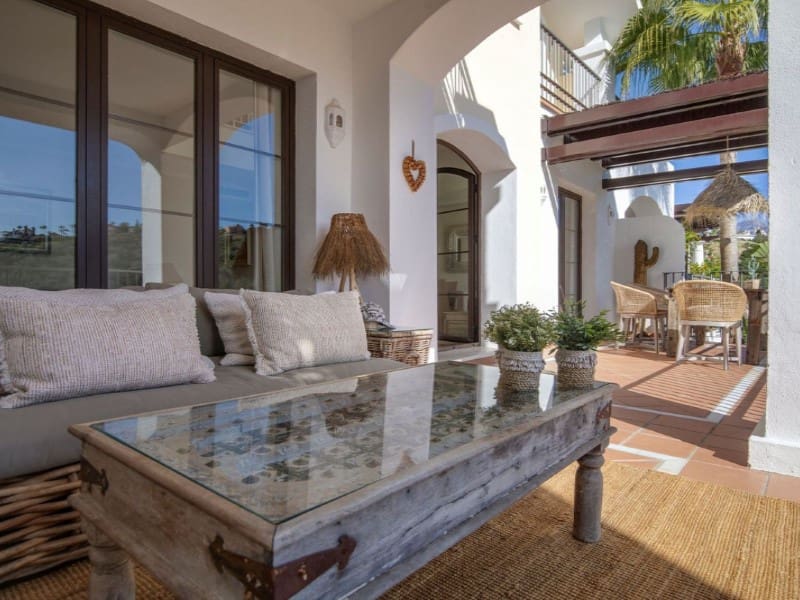 4 Zimmer Villa zu verkaufen in Benahavis mit Pool - 1.050.000 € (Ref: 9574899)