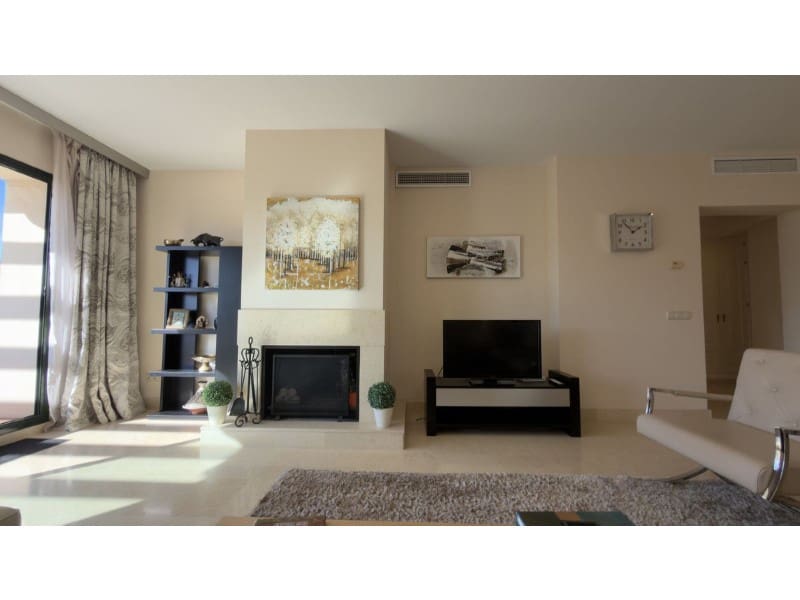 3 chambre Appartement à vendre à Benahavis avec piscine garage - 1 200 000 € (Ref: 9574904)