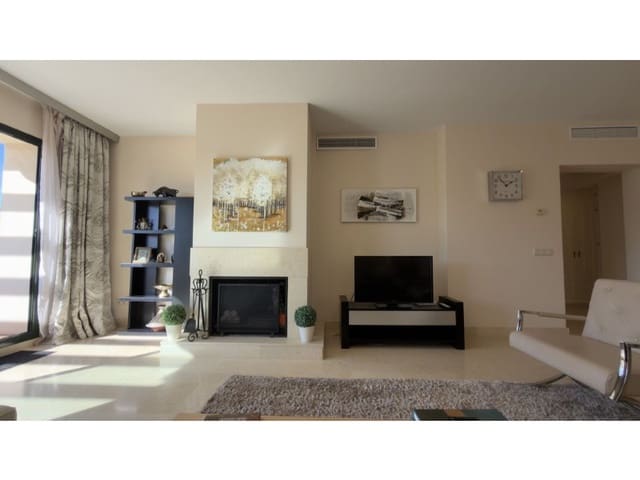 3 quarto Apartamento para venda em Los Arqueros - Puerto del Almendro, Benahavís com piscina garagem - 1 200 000 € (Ref: 9574904)