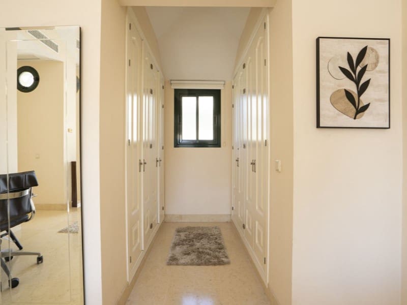 3 chambre Appartement à vendre à Benahavis avec piscine garage - 1 200 000 € (Ref: 9574904)