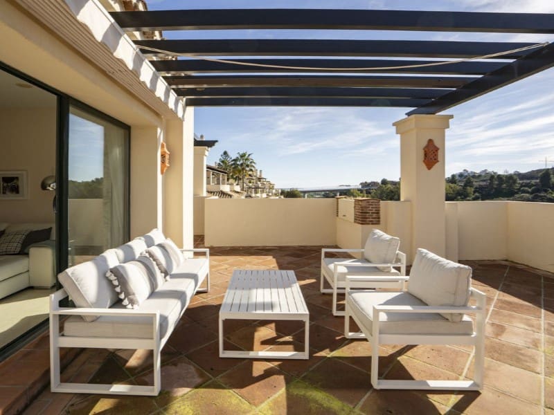 3 chambre Appartement à vendre à Benahavis avec piscine garage - 1 200 000 € (Ref: 9574904)