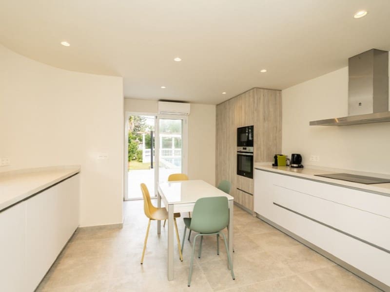 Chalet de 4 habitaciones en Marbesa en venta con piscina garaje - 2.450.000 € (Ref: 9574906)