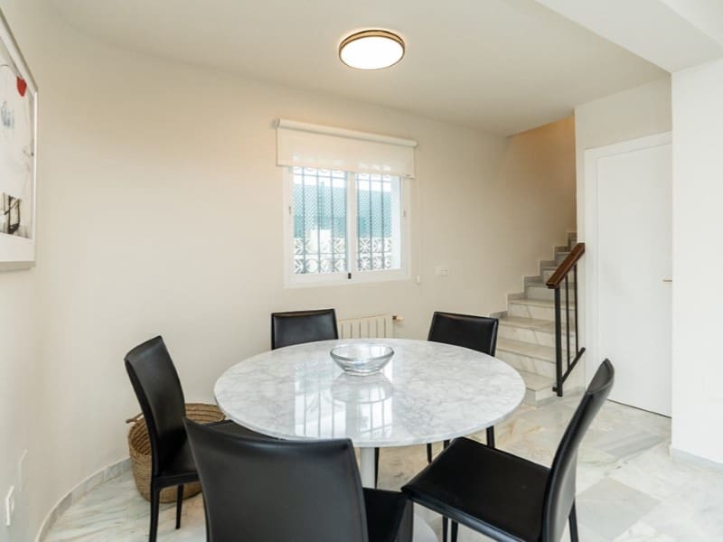 Chalet de 4 habitaciones en Marbesa en venta con piscina garaje - 2.450.000 € (Ref: 9574906)