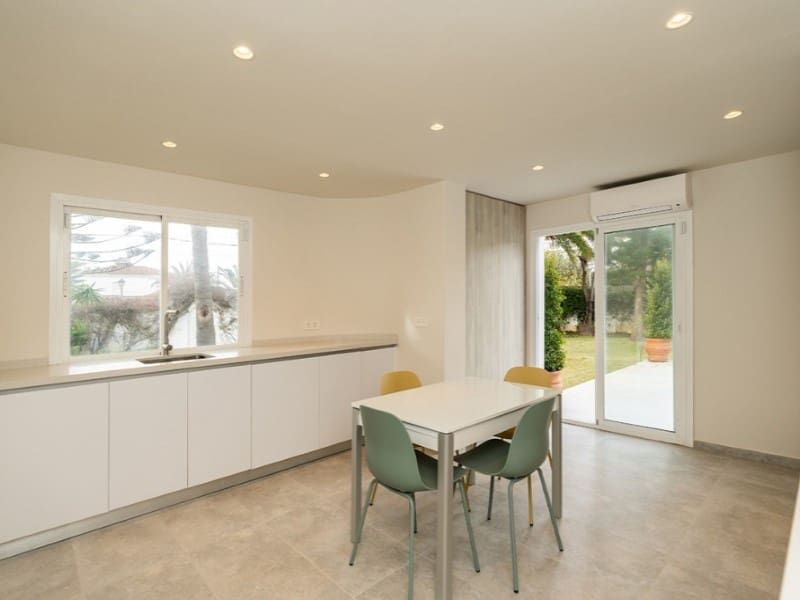 Chalet de 4 habitaciones en Marbesa en venta con piscina garaje - 2.450.000 € (Ref: 9574906)