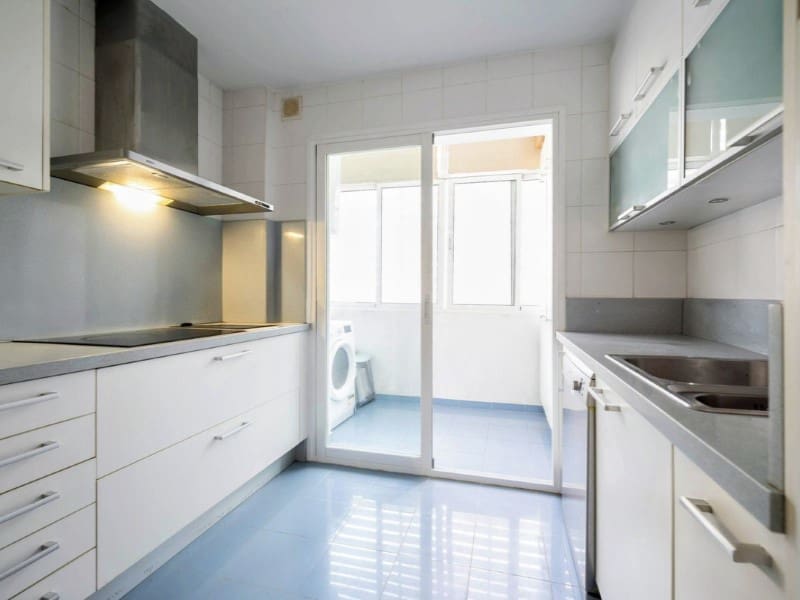 4 camera da letto Appartamento in vendita in Marbella con garage - 799.000 € (Rif: 9574908)