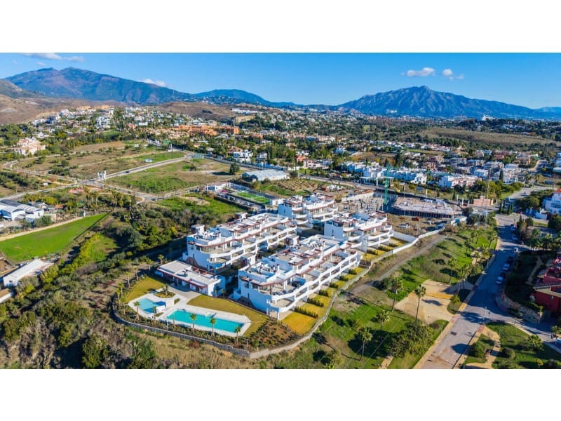 Apartamento de 2 habitaciones en New Golden Mile en venta con piscina - 549.000 € (Ref: 9574914)