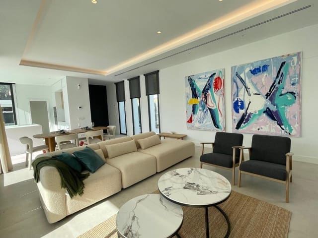 6 quarto Moradia para venda em Atalaya-Isdabe, Estepona com piscina garagem - 1 950 000 € (Ref: 9574922)