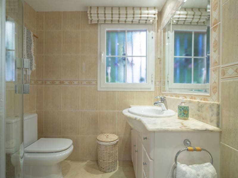 3 sovrum Lägenhet till salu i Nueva Andalucia med pool - 775 000 € (Ref: 9574923)