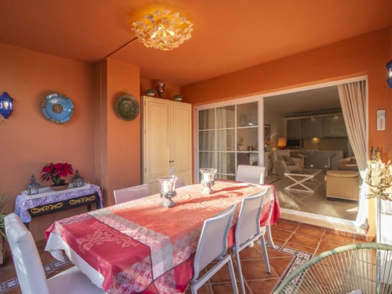 3 sovrum Lägenhet till salu i Nueva Andalucia med pool - 775 000 € (Ref: 9574923)