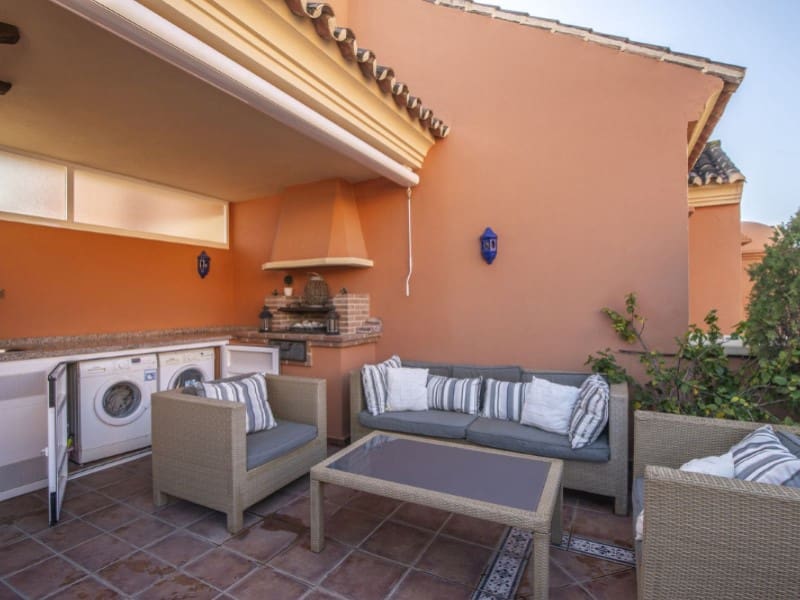 3 sovrum Lägenhet till salu i Nueva Andalucia med pool - 775 000 € (Ref: 9574923)