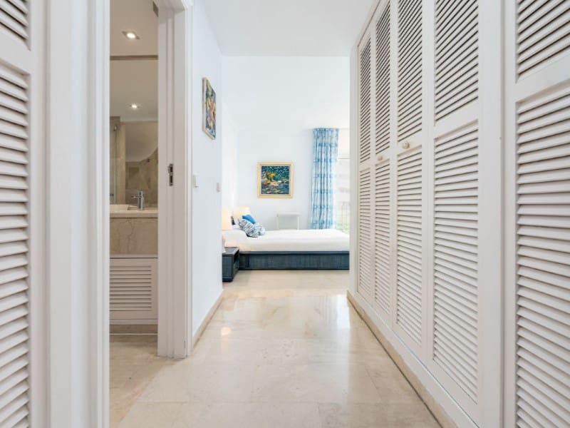 3 slaapkamer Appartement te koop in Los Monteros met zwembad garage - € 2.640.000 (Ref: 9574924)