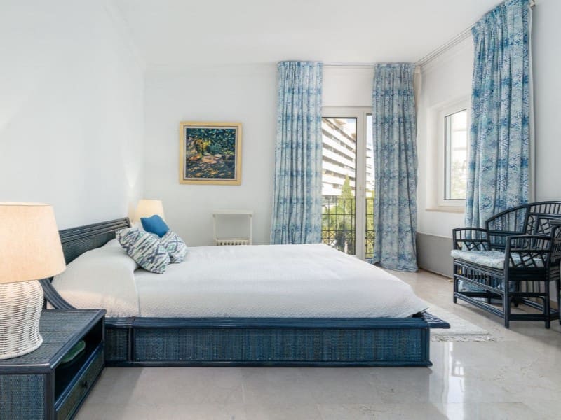 3 slaapkamer Appartement te koop in Los Monteros met zwembad garage - € 2.640.000 (Ref: 9574924)