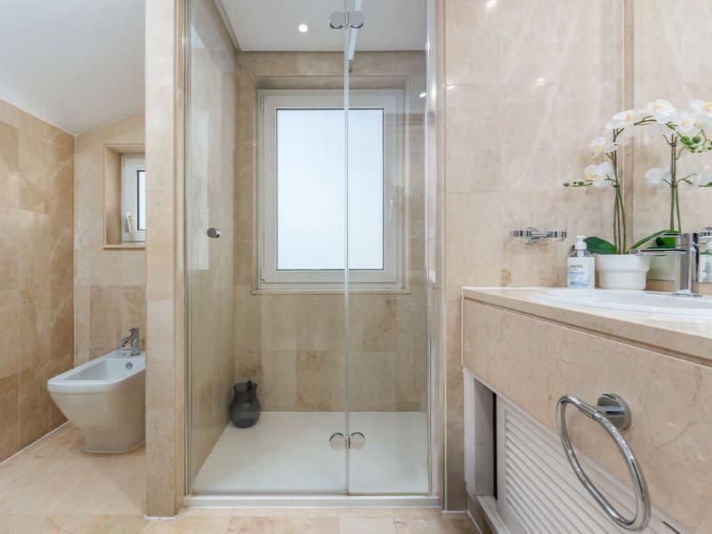 3 slaapkamer Appartement te koop in Los Monteros met zwembad garage - € 2.640.000 (Ref: 9574924)