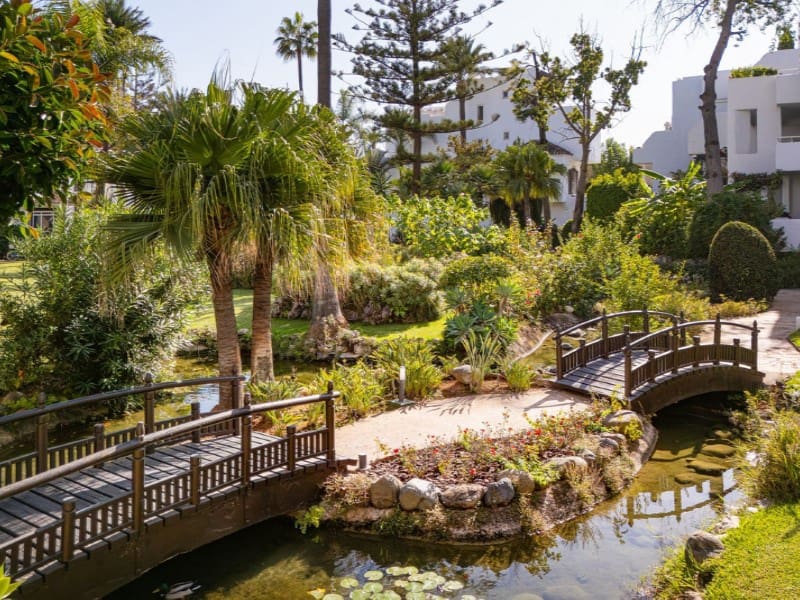 3 slaapkamer Appartement te koop in Los Monteros met zwembad garage - € 2.640.000 (Ref: 9574924)