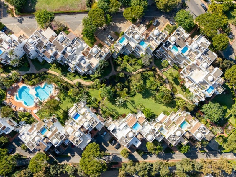 3 slaapkamer Appartement te koop in Los Monteros met zwembad garage - € 2.640.000 (Ref: 9574924)