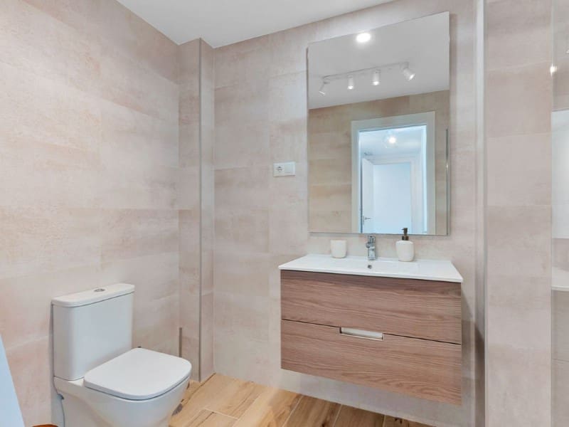 Apartamento de 3 habitaciones en Nueva Andalucia en venta con piscina - 565.000 € (Ref: 9574927)