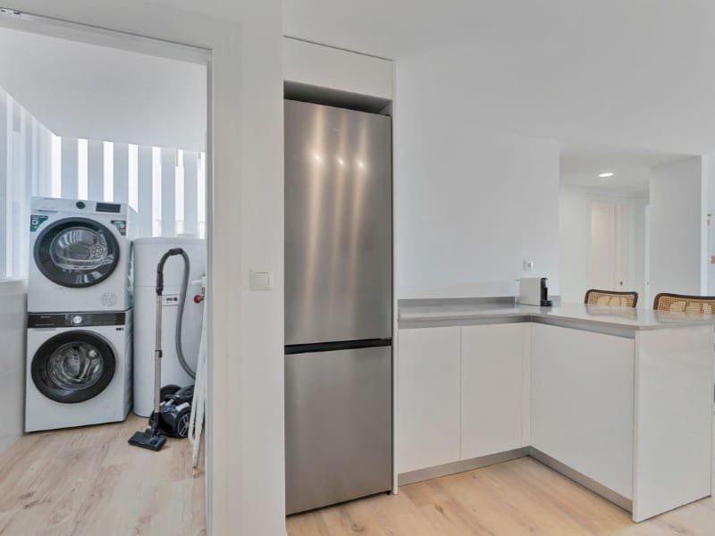 Apartamento de 3 habitaciones en Nueva Andalucia en venta con piscina - 565.000 € (Ref: 9574927)