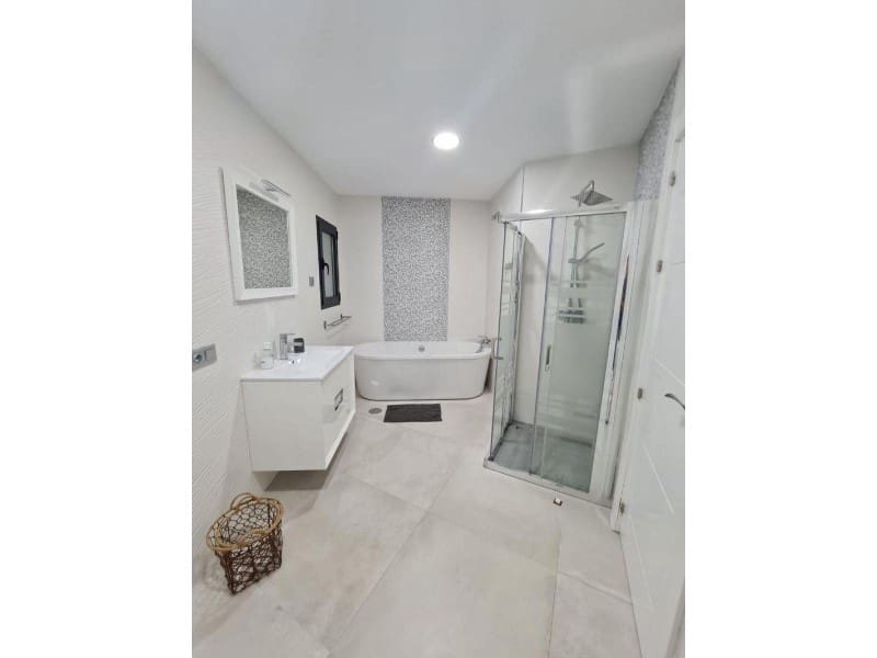 5 soveværelse Villa til salg i Costabella med swimmingpool garage - € 2.995.000 (Ref: 9574930)