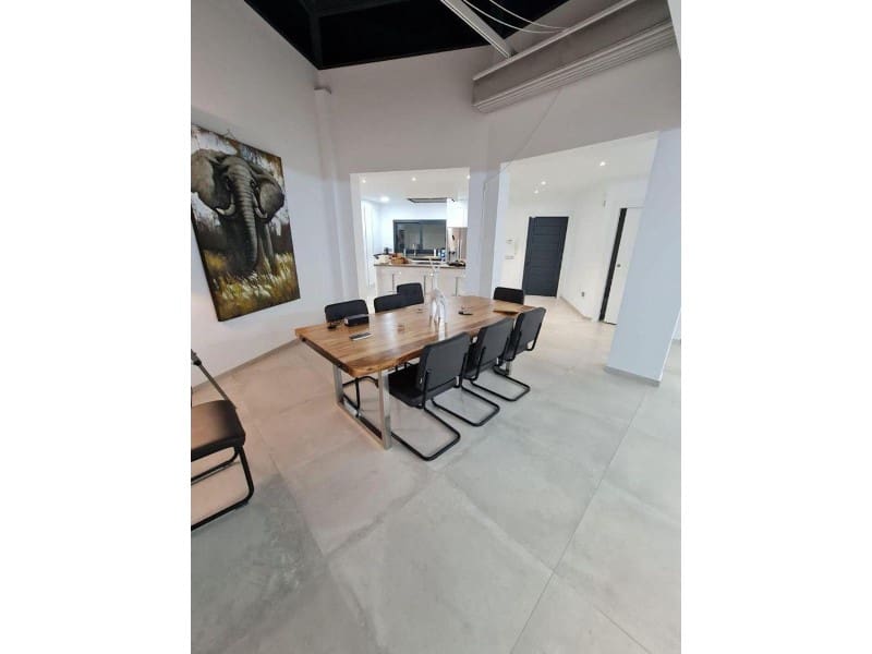 5 soveværelse Villa til salg i Costabella med swimmingpool garage - € 2.995.000 (Ref: 9574930)