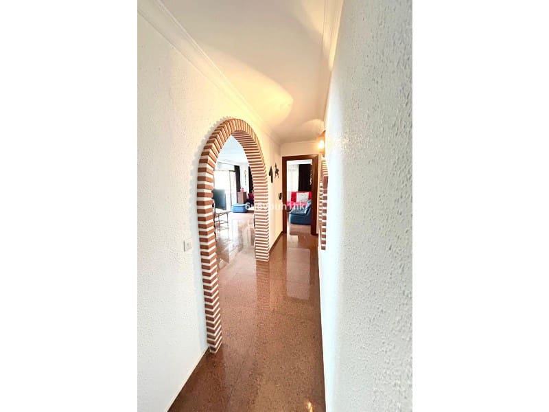 4 Zimmer Apartment zu verkaufen in Fuengirola mit Garage - 695.000 € (Ref: 9574935)