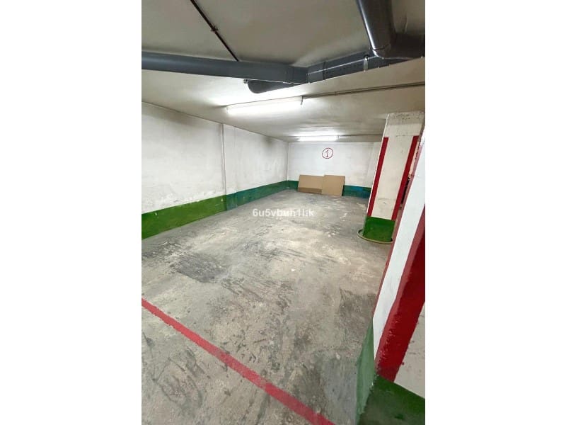 4 Zimmer Apartment zu verkaufen in Fuengirola mit Garage - 695.000 € (Ref: 9574935)