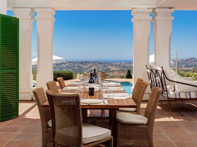 6 sovrum Villa till salu i Centro, Mijas med pool garage - 1 850 000 € (Ref: 9574936)