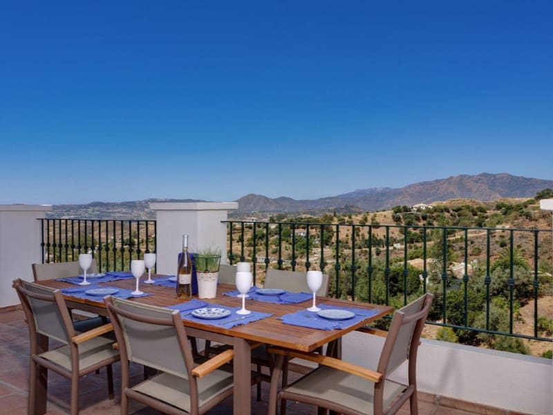 6 sovrum Villa till salu i Las Lagunas de Mijas med pool garage - 1 850 000 € (Ref: 9574936)