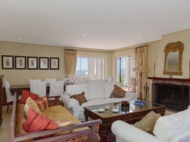 6 sovrum Villa till salu i Las Lagunas de Mijas med pool garage - 1 850 000 € (Ref: 9574936)