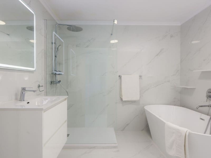 6 sovrum Villa till salu i Las Lagunas de Mijas med pool garage - 1 850 000 € (Ref: 9574936)