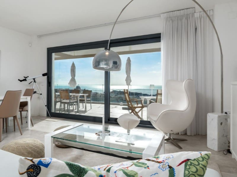 2 Zimmer Apartment zu verkaufen in Estepona mit Pool - 875.000 € (Ref: 9574941)